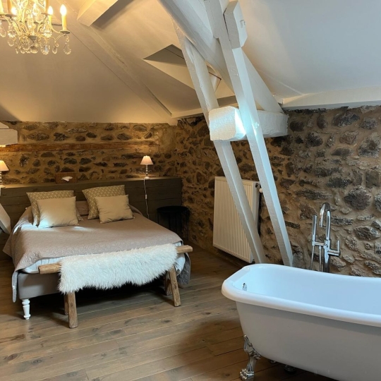  AGENCE TERRES D'IMMO : Maison / Villa | AURIAC-L'EGLISE (15500) | 265 m2 | 339 000 € 