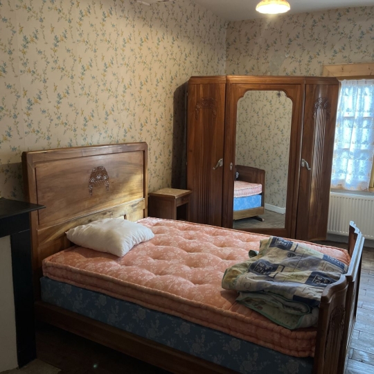  AGENCE TERRES D'IMMO : House | BLESLE (43450) | 105 m2 | 85 000 € 