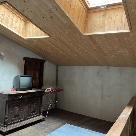  AGENCE TERRES D'IMMO : House | BLESLE (43450) | 105 m2 | 85 000 € 