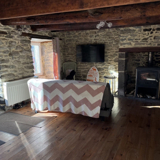  AGENCE TERRES D'IMMO : House | ANZAT-LE-LUGUET (63420) | 145 m2 | 131 750 € 