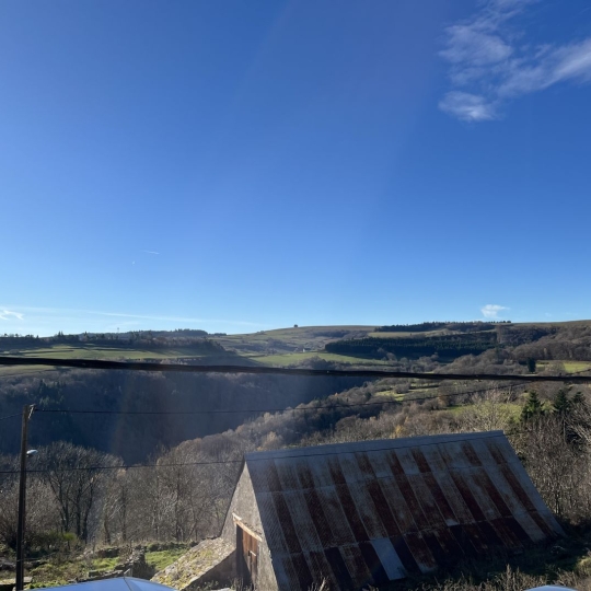  AGENCE TERRES D'IMMO : House | ANZAT-LE-LUGUET (63420) | 145 m2 | 131 750 € 