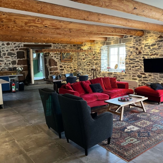  AGENCE TERRES D'IMMO : House | LAURIE (15500) | 173 m2 | 219 500 € 