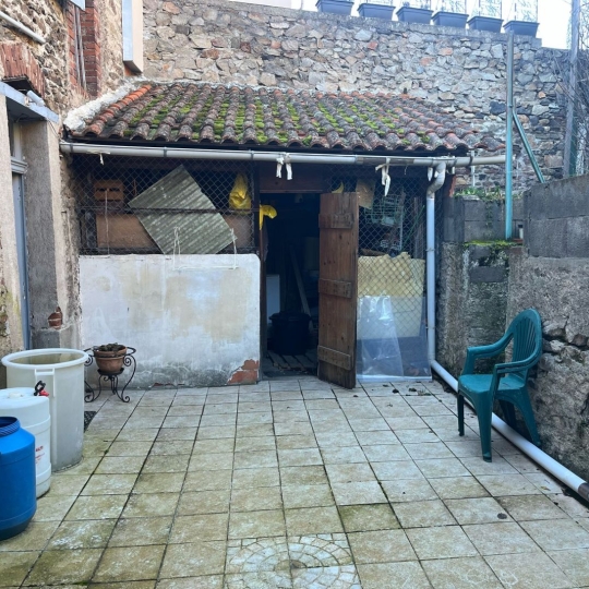  AGENCE TERRES D'IMMO : House | BLESLE (43450) | 149 m2 | 137 800 € 