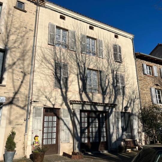  AGENCE TERRES D'IMMO : House | BLESLE (43450) | 149 m2 | 137 800 € 