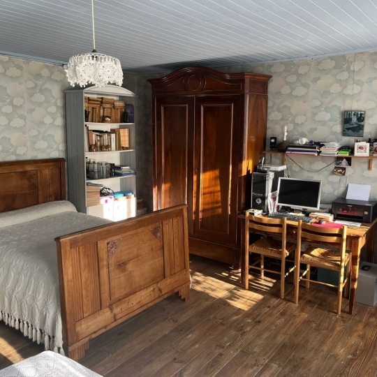  AGENCE TERRES D'IMMO : House | BLESLE (43450) | 149 m2 | 137 800 € 