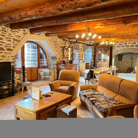  AGENCE TERRES D'IMMO : Maison / Villa | CHARMENSAC (15500) | 167 m2 | 159 000 € 