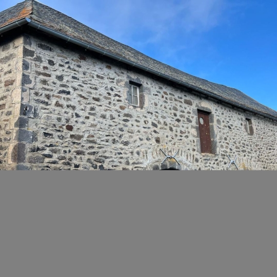  AGENCE TERRES D'IMMO : Maison / Villa | CHARMENSAC (15500) | 167 m2 | 159 000 € 