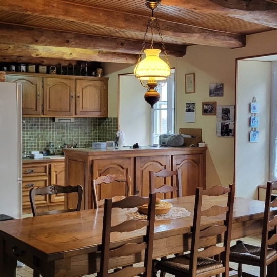  AGENCE TERRES D'IMMO : Maison / Villa | CHALINARGUES (15170) | 137 m2 | 98 000 € 