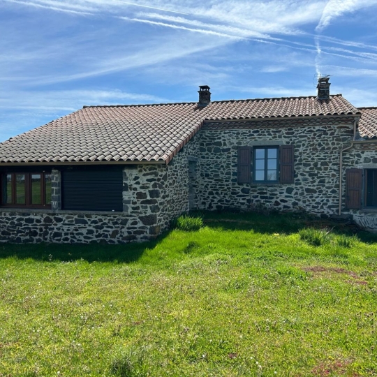  AGENCE TERRES D'IMMO : House | MASSIAC (15500) | 143 m2 | 237 000 € 