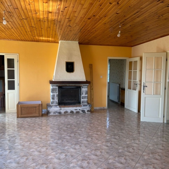  AGENCE TERRES D'IMMO : House | MASSIAC (15500) | 143 m2 | 237 000 € 