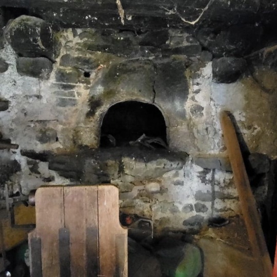  AGENCE TERRES D'IMMO : House | AURIAC-L'EGLISE (15500) | 160 m2 | 80 000 € 