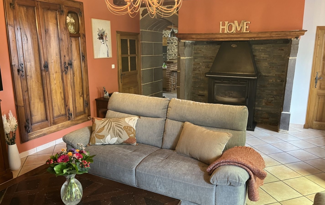 AGENCE TERRES D'IMMO : Maison / Villa | SAINT-MARY-LE-PLAIN (15500) | 140 m2 | 265 200 € 
