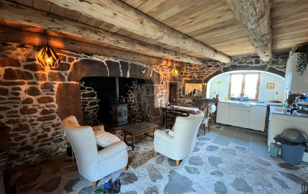 AGENCE TERRES D'IMMO : House | LAURIE (15500) | 173 m2 | 219 500 € 