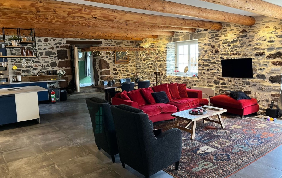 AGENCE TERRES D'IMMO : House | LAURIE (15500) | 173 m2 | 219 500 € 