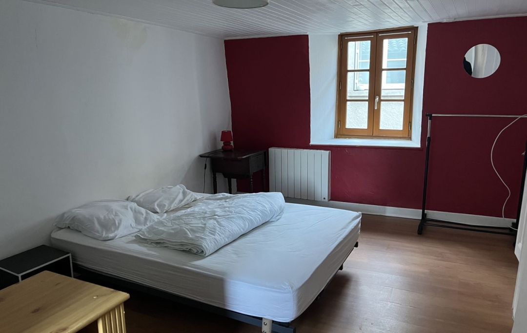 AGENCE TERRES D'IMMO : House | SAINT-FLOUR (15100) | 41 m2 | 49 500 € 