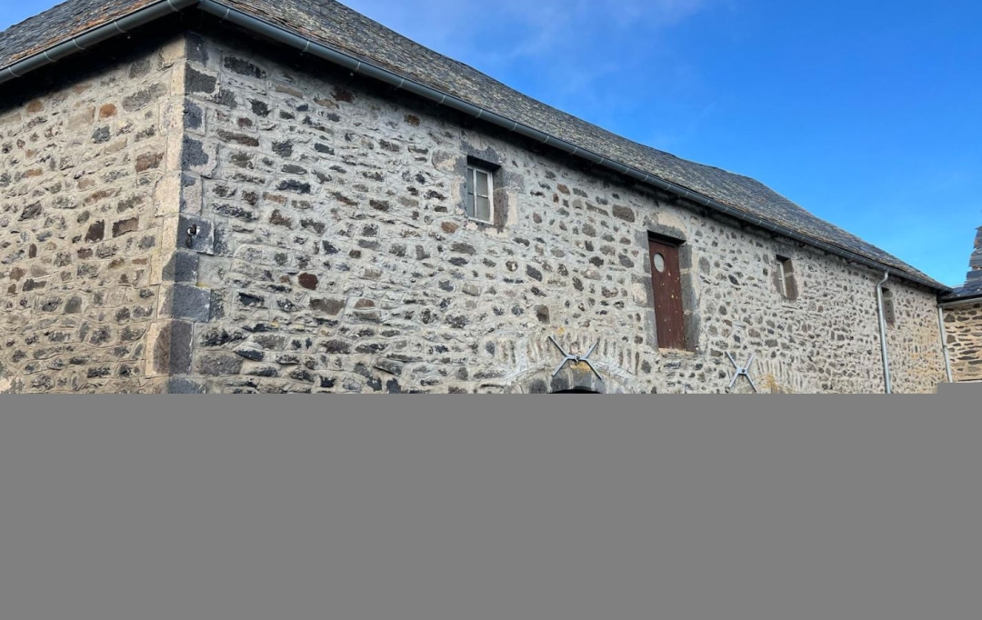 AGENCE TERRES D'IMMO : Maison / Villa | CHARMENSAC (15500) | 167 m2 | 159 000 € 