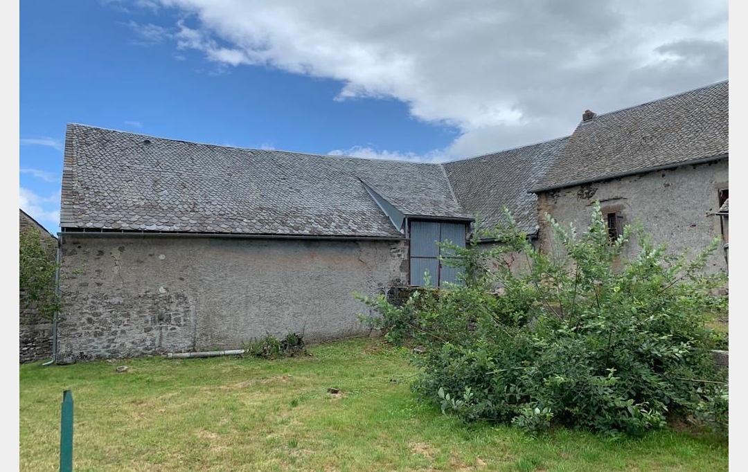 AGENCE TERRES D'IMMO : Maison / Villa | CHARMENSAC (15500) | 167 m2 | 159 000 € 