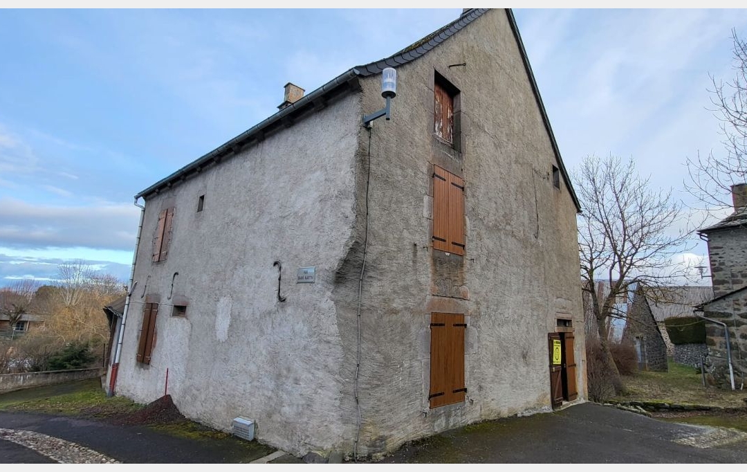 AGENCE TERRES D'IMMO : Maison / Villa | CHALINARGUES (15170) | 137 m2 | 98 000 € 