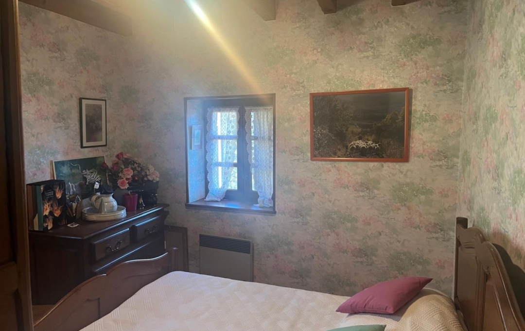 AGENCE TERRES D'IMMO : House | BLESLE (43450) | 100 m2 | 127 000 € 