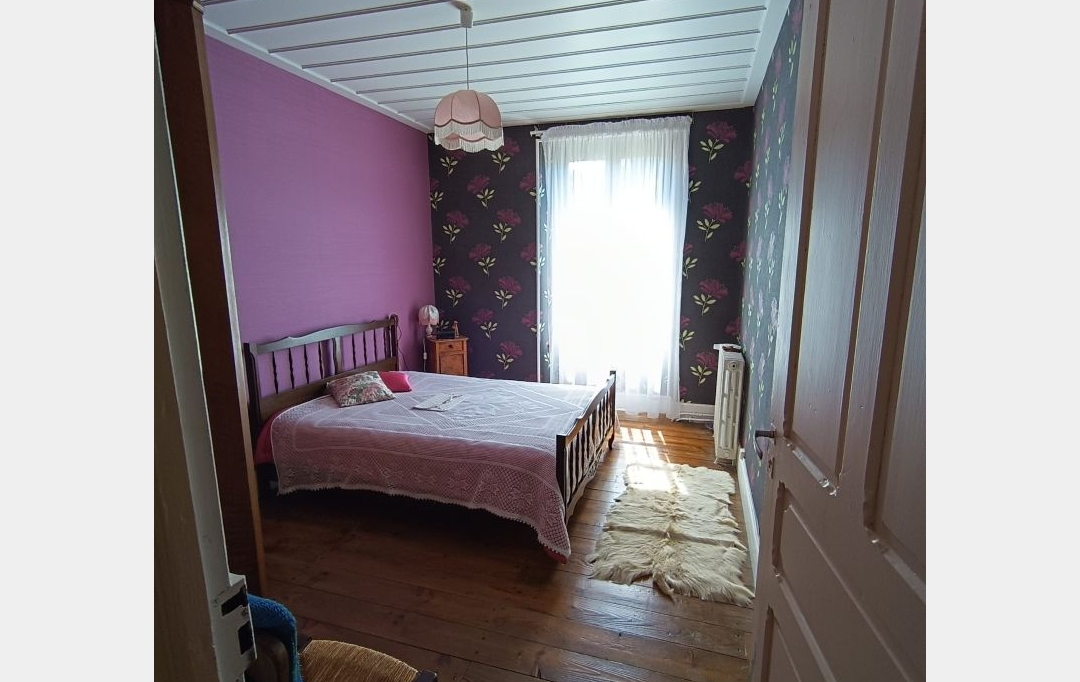 AGENCE TERRES D'IMMO : Maison / Villa | PEYRUSSE (15170) | 155 m2 | 95 500 € 