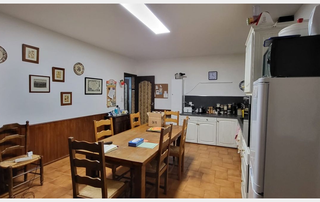 AGENCE TERRES D'IMMO : Maison / Villa | FERRIERES-SAINT-MARY (15170) | 120 m2 | 75 000 € 