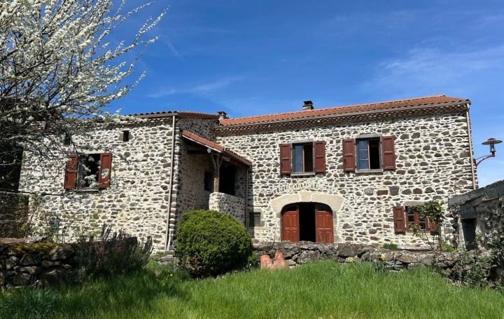  AGENCE TERRES D'IMMO Maison / Villa | MASSIAC (15500) | 143 m2 | 237 000 € 